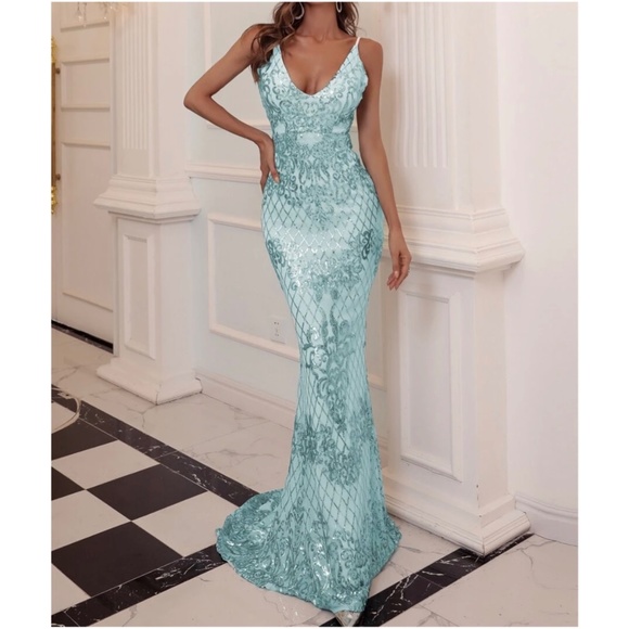 Luxurious Sequin Mermaid Hem formal party Prom Evening Dress - Picture 1 of 4